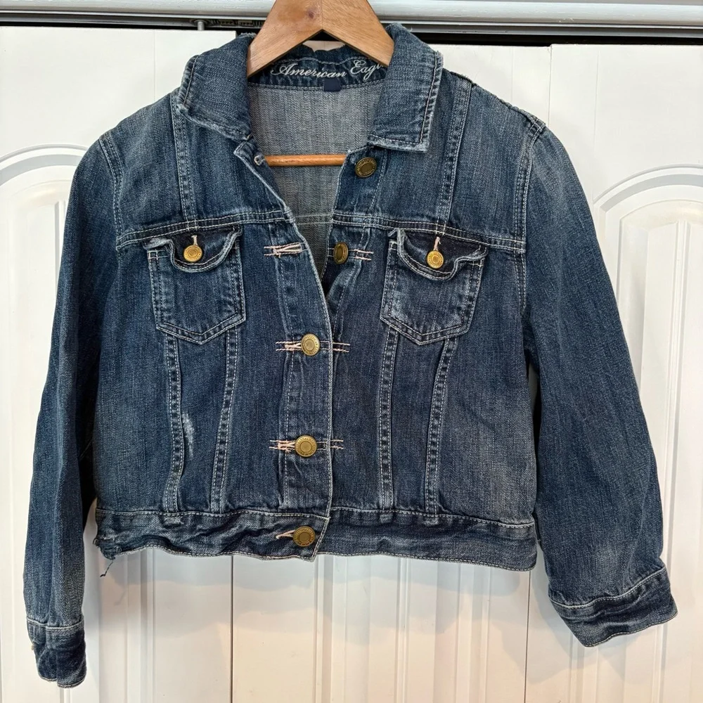 American Eagle Distressed‎ Jean Jacket Size Large